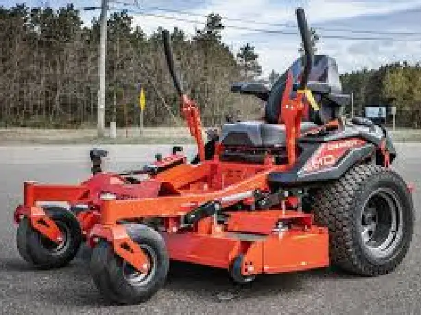 Gravely ZT zero turn mower