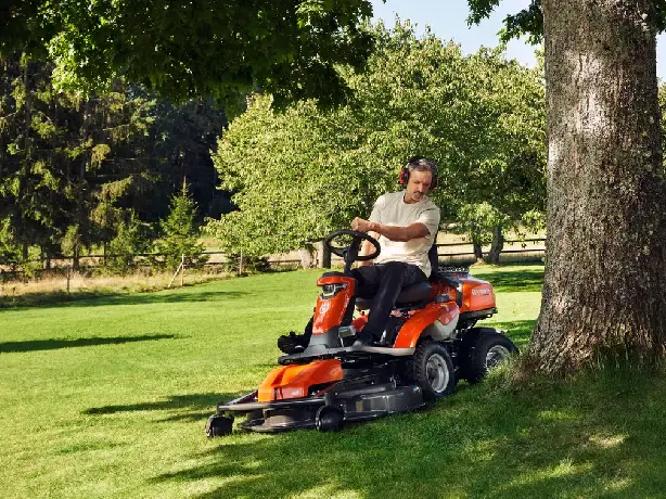 Husqvarna R 316TsX awd mower - Image 3