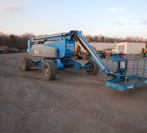 Genie Z135 Articulated Boom Lift